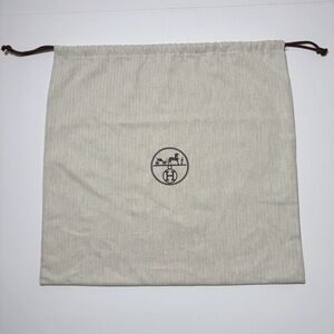 Hermés Dust Bag Measurements 17.5” x 17”